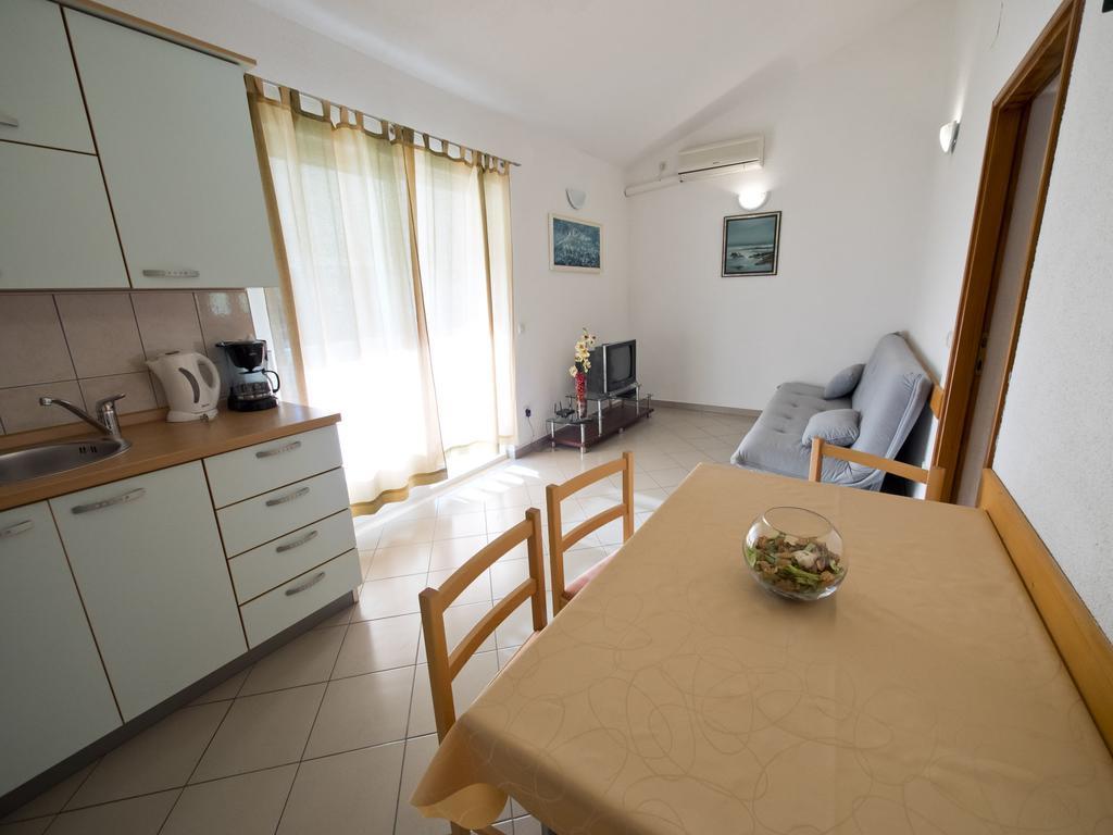Apartments Ante-Gojko Grebastica Bilik gambar